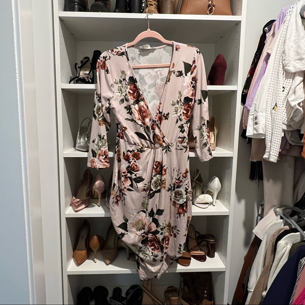 Light pink/mauve floral dress